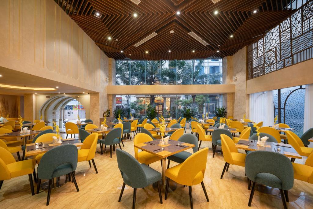 Cicilia Hotels & Spa Danang: restaurant