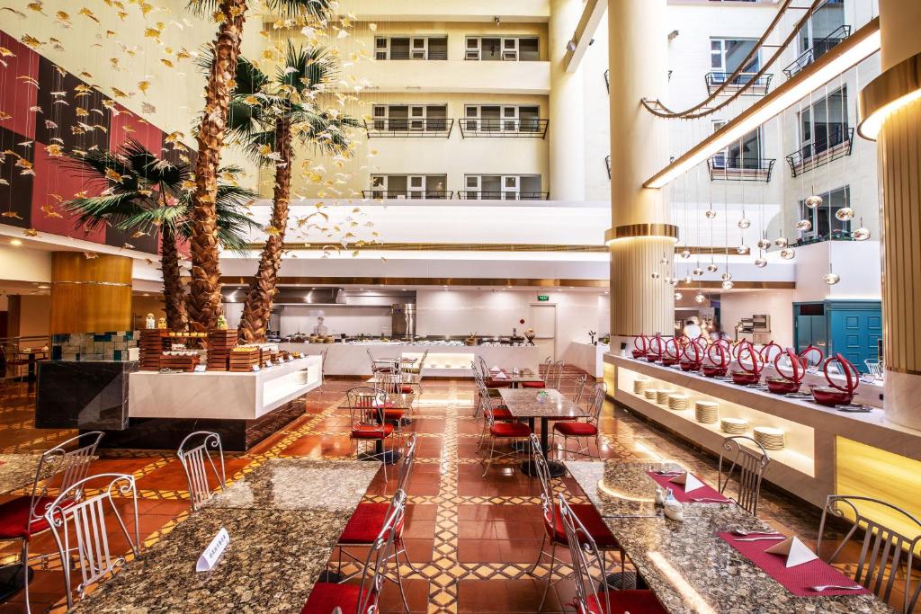 لابی و فضای عمومی Beijing XinQiao Hotel - تصویر ۵