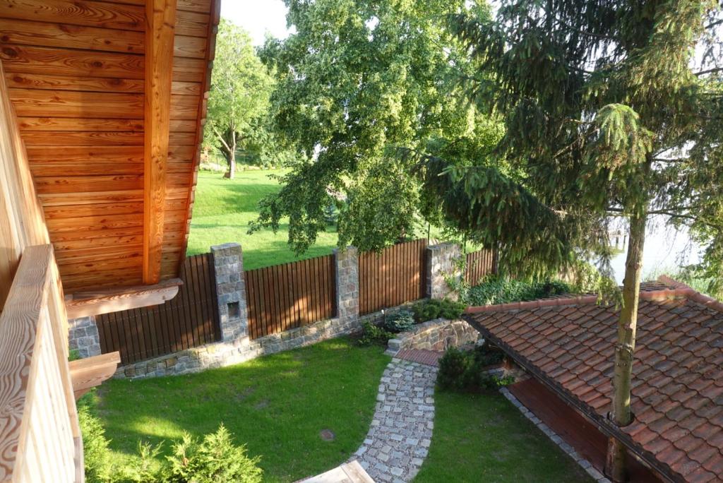 Vonkajšia záhrada v ubytovaní Chata Baba Gaga - całoroczny dom na Mazurach