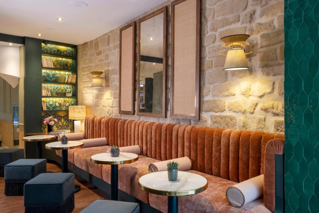 La Perle Noire in Paris - Restaurant Reviews, Menu and Prices