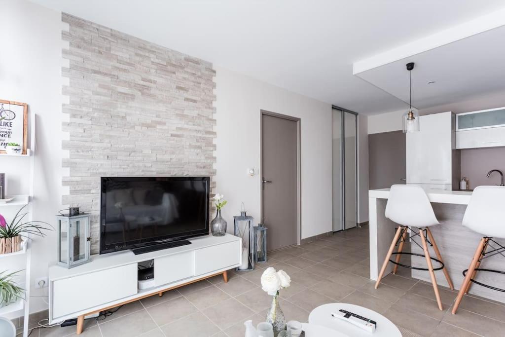 Fotografia z galérie ubytovania Appartement Le Patio - Stationnement privatif & Tram - proche Montpellier v destinácii Saint-Jean-de-Védas