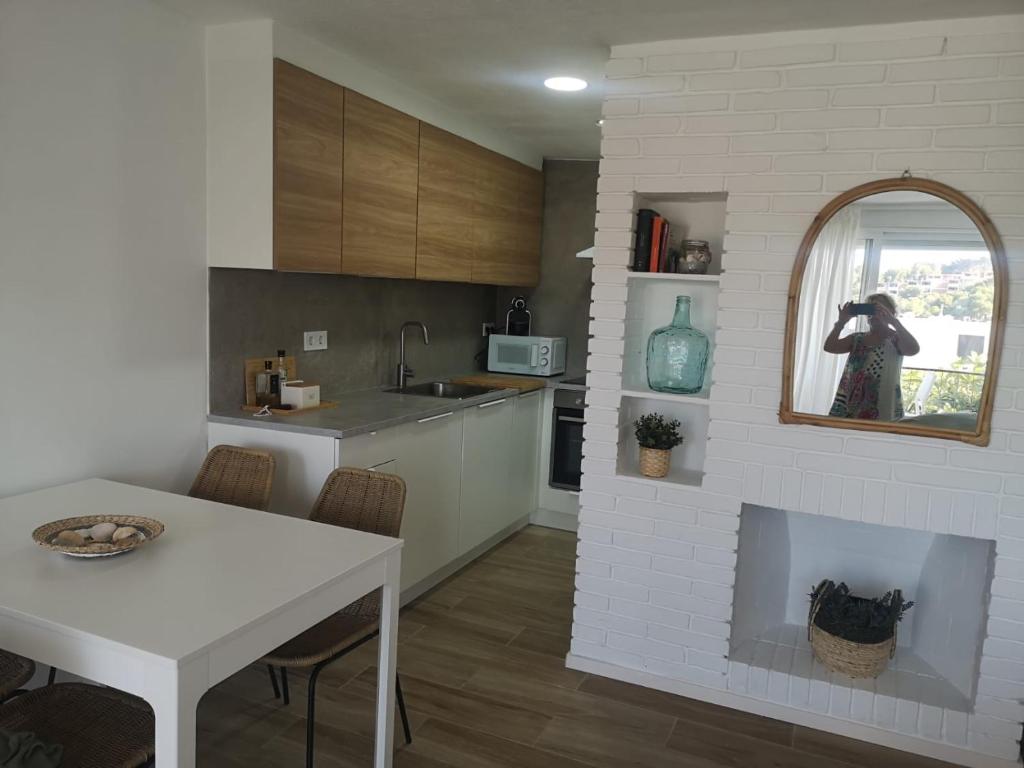 Kuchyň nebo kuchyňský kout v ubytování Ingrid Apartment
