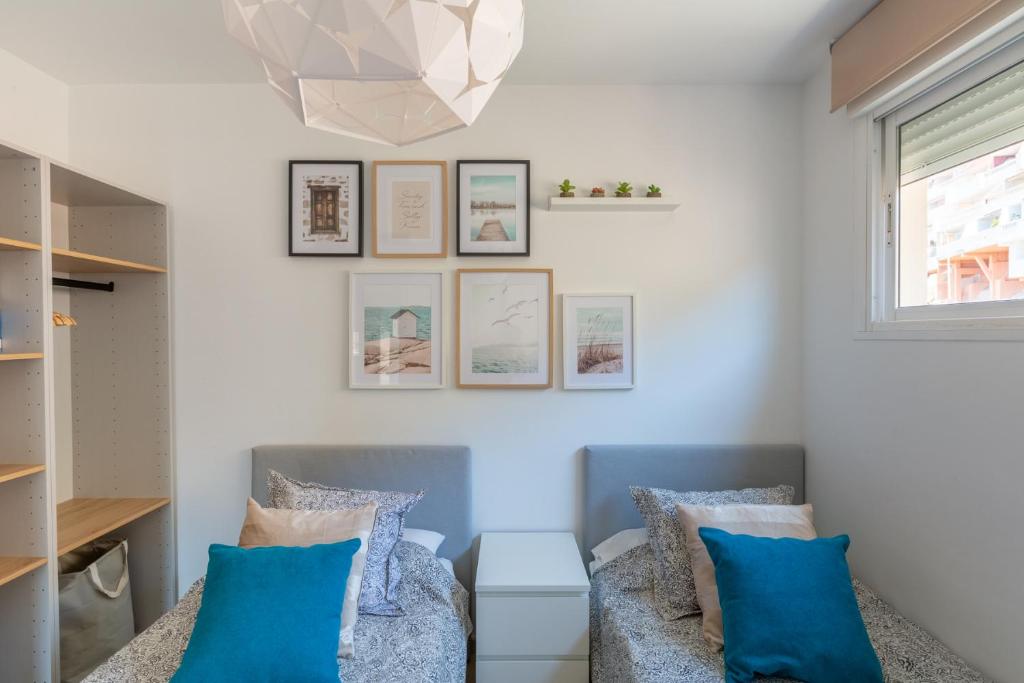 Posezení v ubytování Apartamento Catania en Aguadulce con vistas al mar