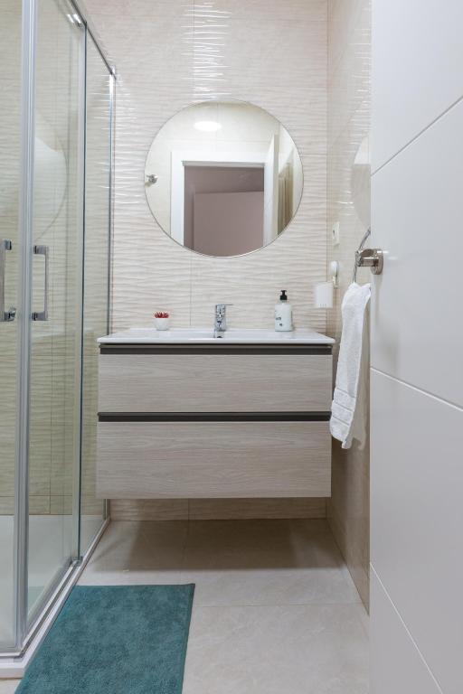Koupelna v ubytování Apartamento Catania en Aguadulce con vistas al mar