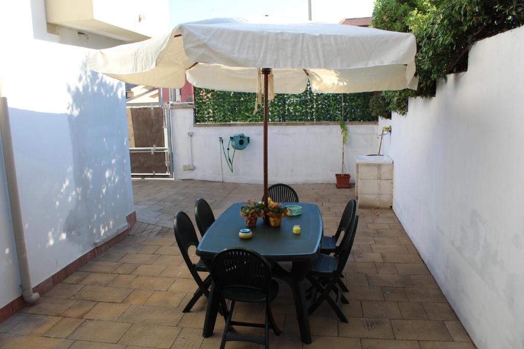 Patio alebo iná vonkajšia časť ubytovania B&B Sa Pedra Longa