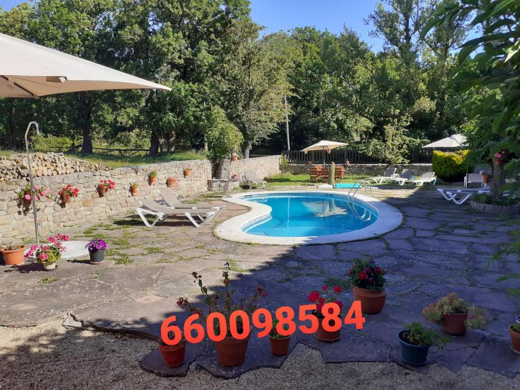 Kolam renang di atau dekat dengan Hotel la Casona de Barrio, Alto Campoo