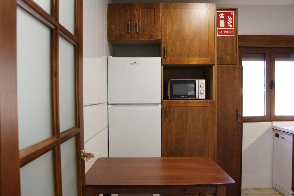 Kuchyňa alebo kuchynka v ubytovaní Casas Rurales Tía María