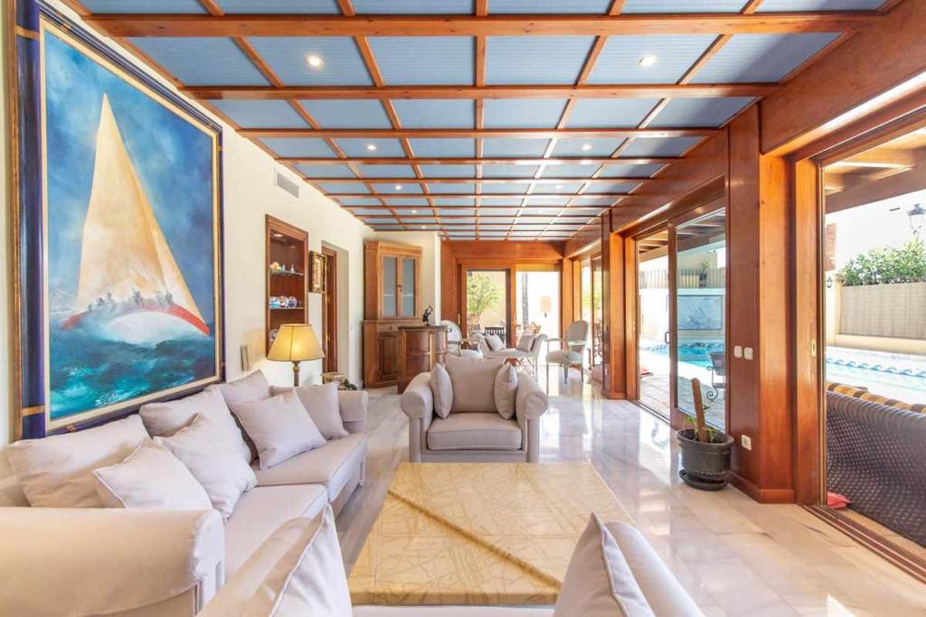 Kép Banús Sand House Súper Villa en Puerto Banús frente al mar szállásáról Marbellában a galériában