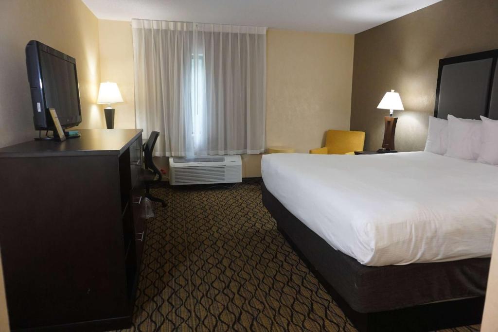 Baymont by Wyndham Bridgeport/Frankenmuth photo