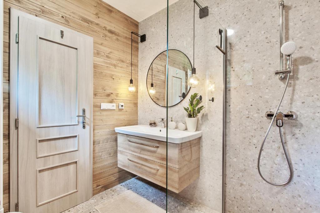 Kúpeľňa v ubytovaní Zaži Apartmány Mýto pod Ďumbierom