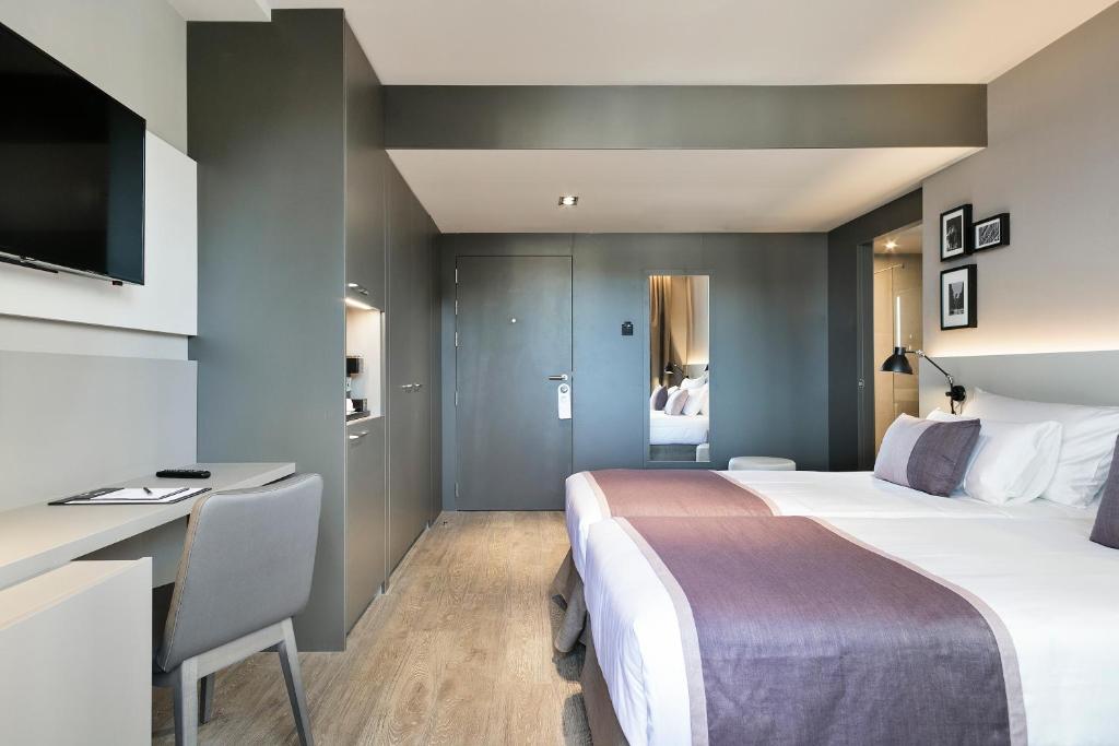 Upper Diagonal - Resim 42