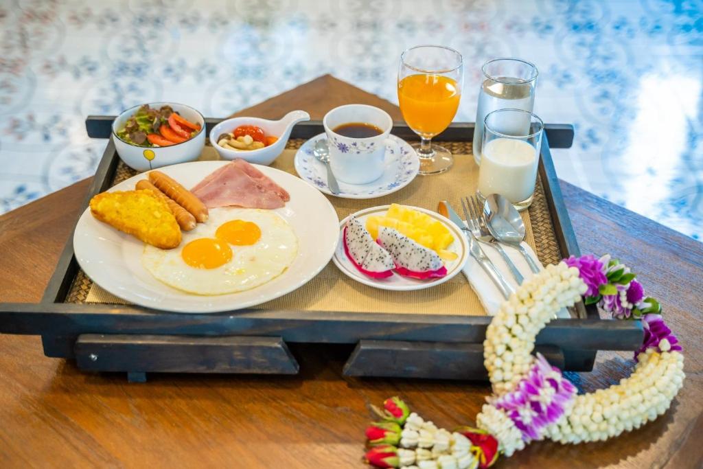 Siri Nakornpink Chiang Mai Hotel SHA Plus - Resim 10