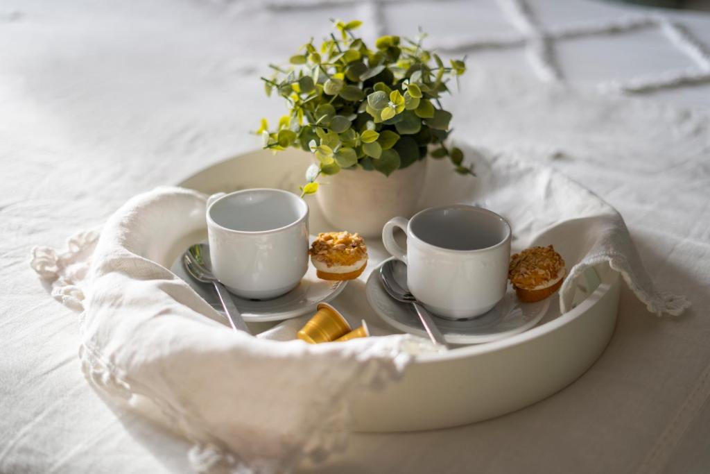 Cathedral Suite Home - 18