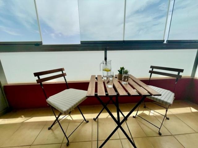 Kép GATU PREMIUM Marismas, terraza, parking, piscina común y aire acc , " Preferente mayores de 25 años y familias " szállásáról El Puerto de Santa Maríában a galériában