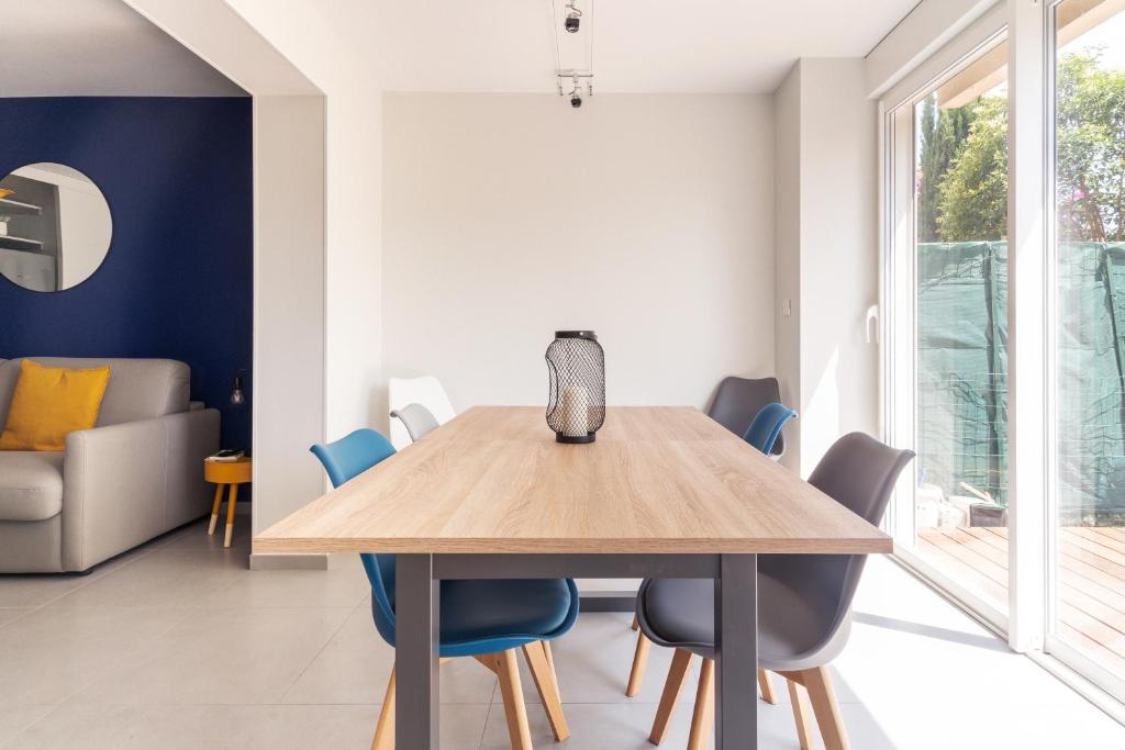 Posedenie v ubytovaní La Bastide de la Plage - Garage privé