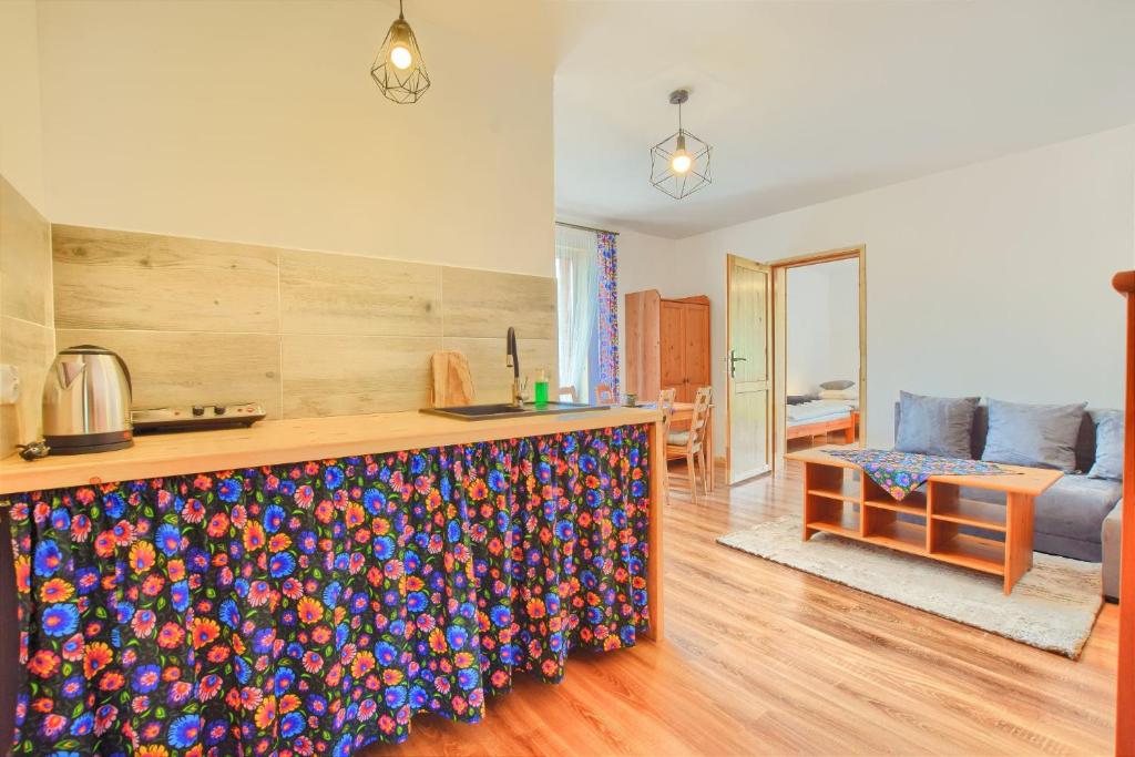 Kuchyň nebo kuchyňský kout v ubytování Apartamenty Soszów