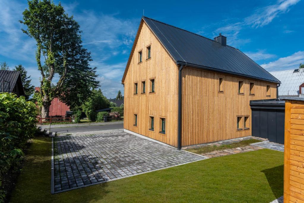 Budynek, w którym mieści się apartament