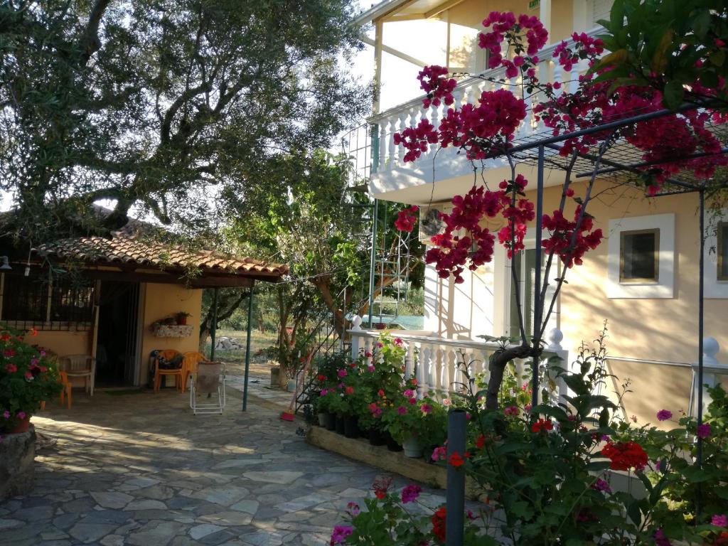 Zahrada ubytování Casa Dyonisia Tsilivi