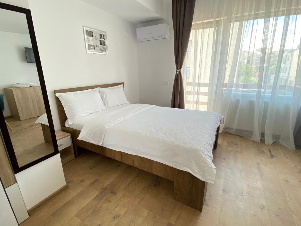 Casa Zorilor Cluj - Studio With Balcony