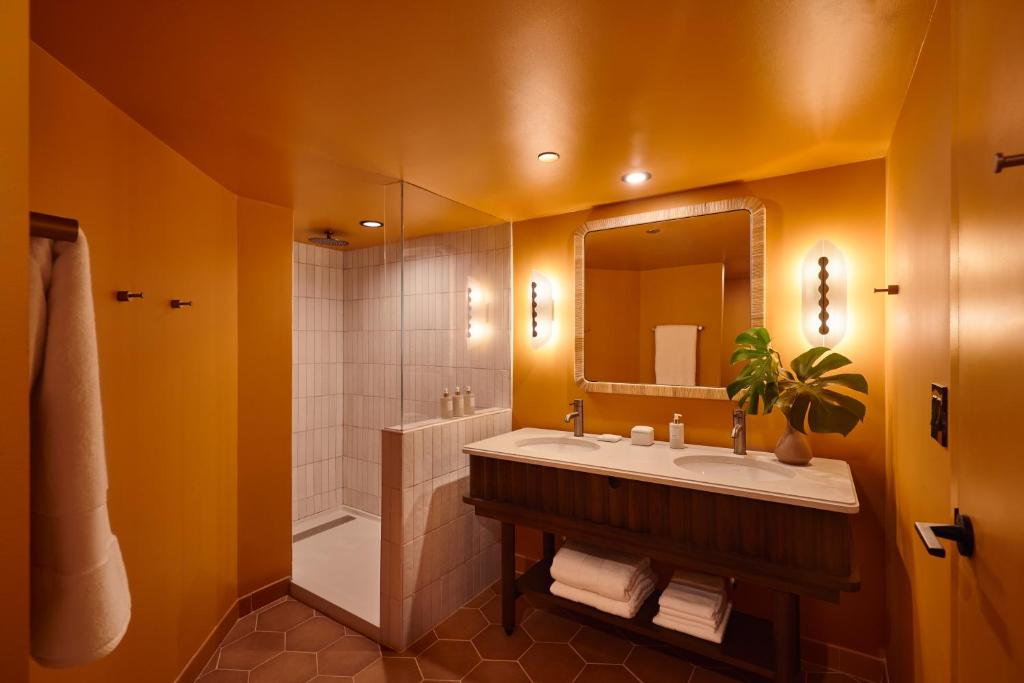 Mayfair House Hotel & Garden - Deluxe Double King Room