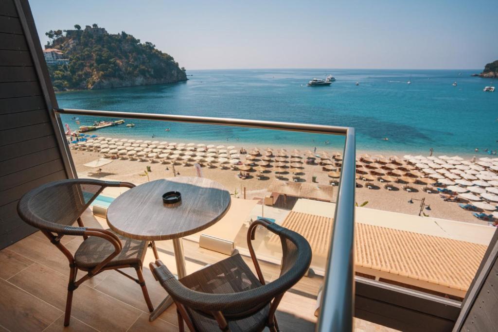 Ionion Beach Resort - 11