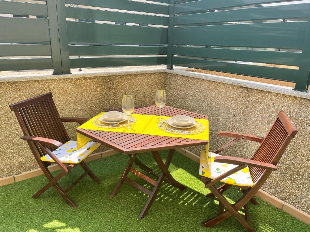 Fotografia z galérie ubytovania Apartamento con terraza y acceso a la playa v destinácii Finisterre