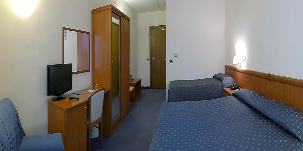 Valdenza Hotel - Driepersoonskamer