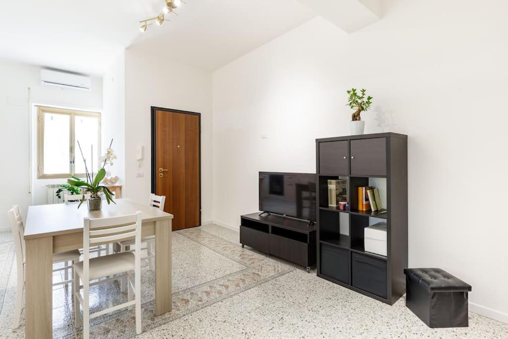 Kuchyňa alebo kuchynka v ubytovaní CASA BOLOGNETTA