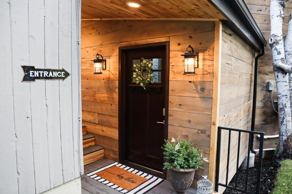 Fotografie z fotogalerie ubytování Luxury Alpine Treehouse v destinaci Holladay