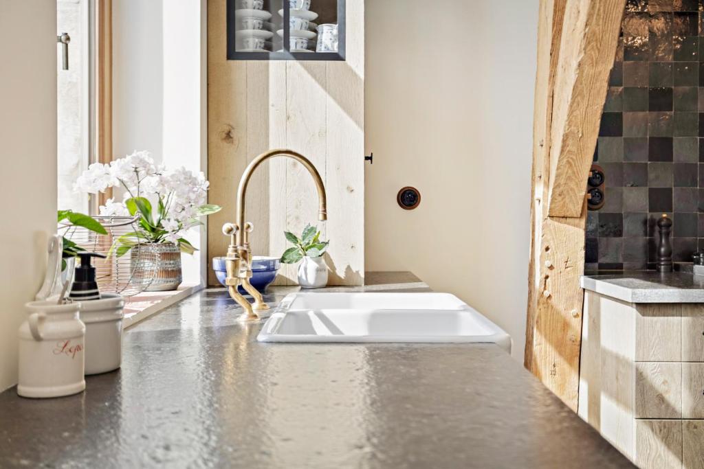 Fotografie z fotogalerie ubytování Huis Potaerde, luxe villa, vakantiewoning - landhuis nabij Brussel v destinaci Merchtem