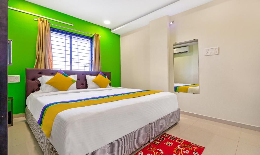 Postel nebo postele na pokoji v ubytování Itsy Hotels Carnival Inn