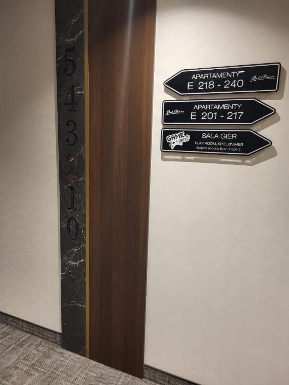 Certifikát, ocenenie alebo iný dokument vystavený v ubytovaní Apartament Alicia Aqua Resort E 214