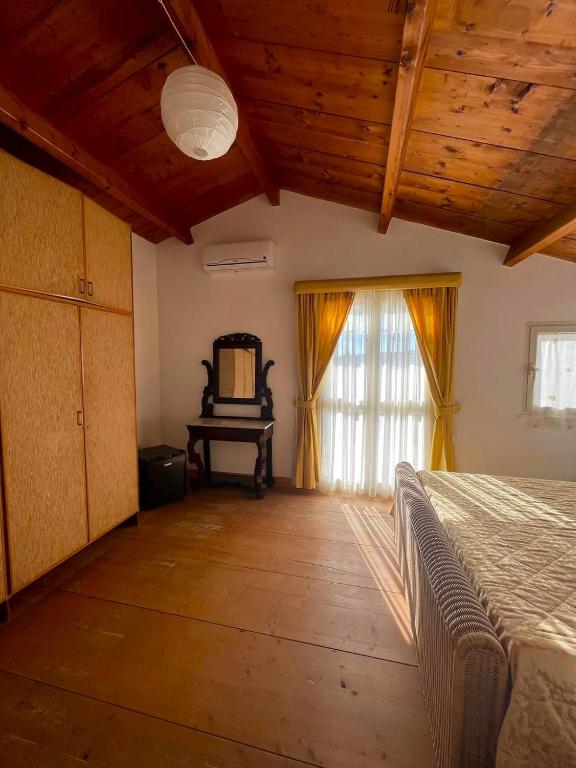 La Tinaia Country House - Standard King Room