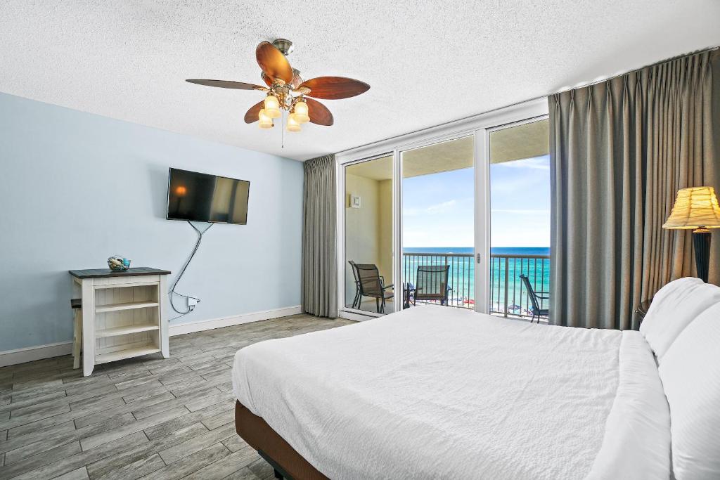 Majestic Beach Resort Tower I by Panhandle Getaways - Studio Apartment With Sea View