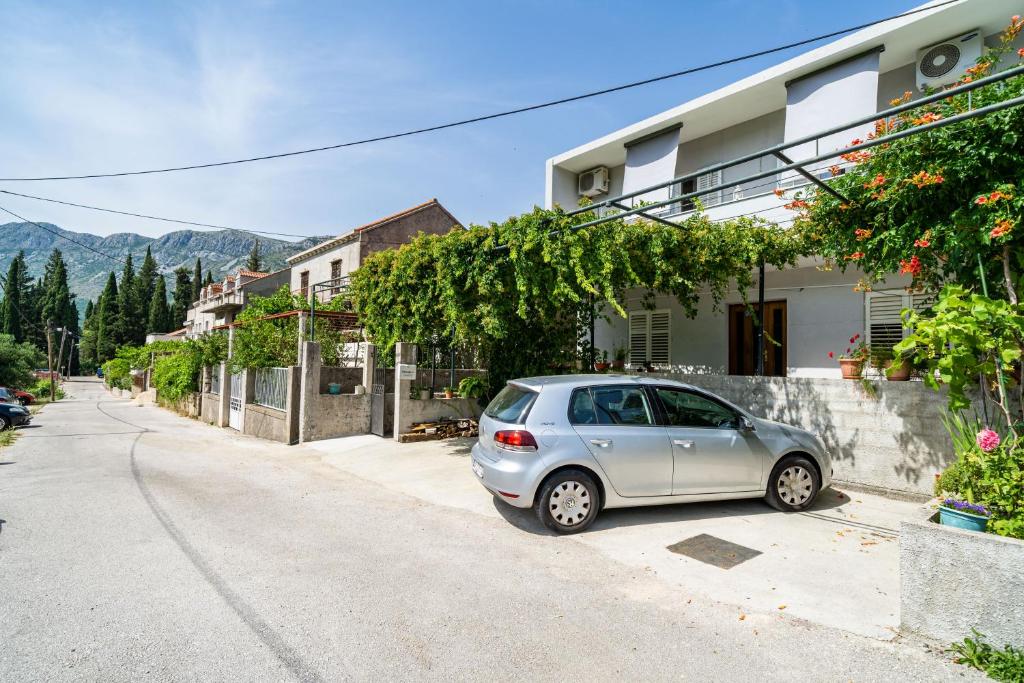 Výhľad na hory alebo výhľad na hory priamo z apartmánu