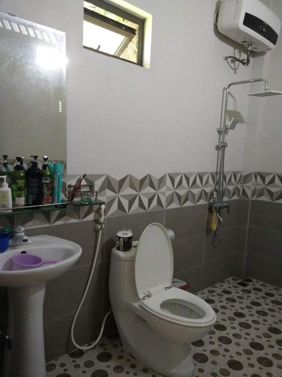 Koupelna v ubytování Rustic Homestay - Phòng nghỉ giá rẻ