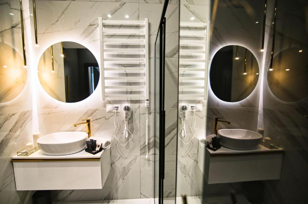 Kúpeľňa v ubytovaní ApartPark Centrum Zator