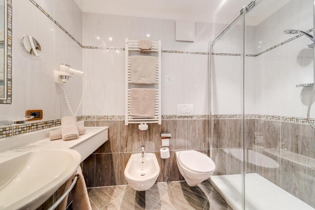 Koupelna v ubytování Hotel Muliac