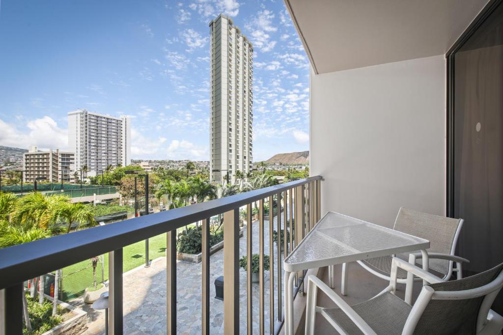 Balkón nebo terasa v ubytování Aston Waikiki Sunset