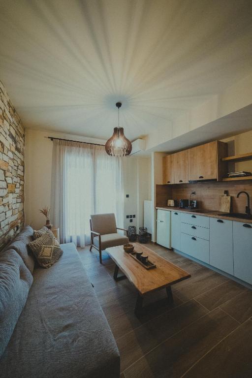 Kuchyň nebo kuchyňský kout v ubytování Peri Elxis Luxury Suites