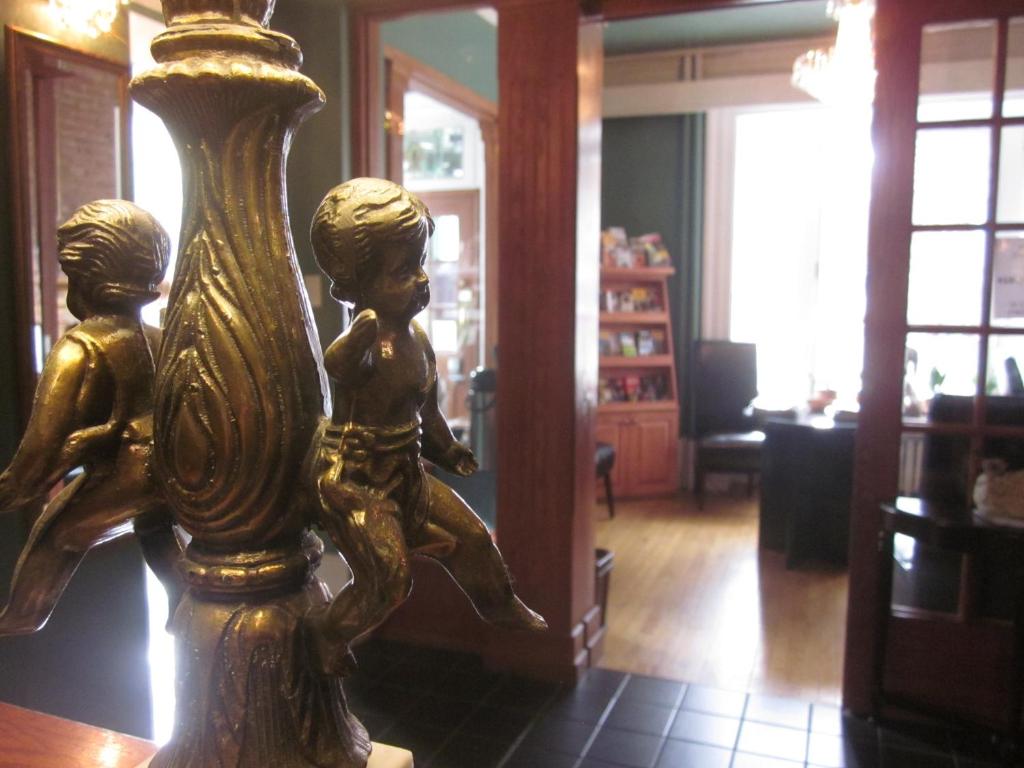 Hôtel Manoir de l'Esplanade - Resim 24