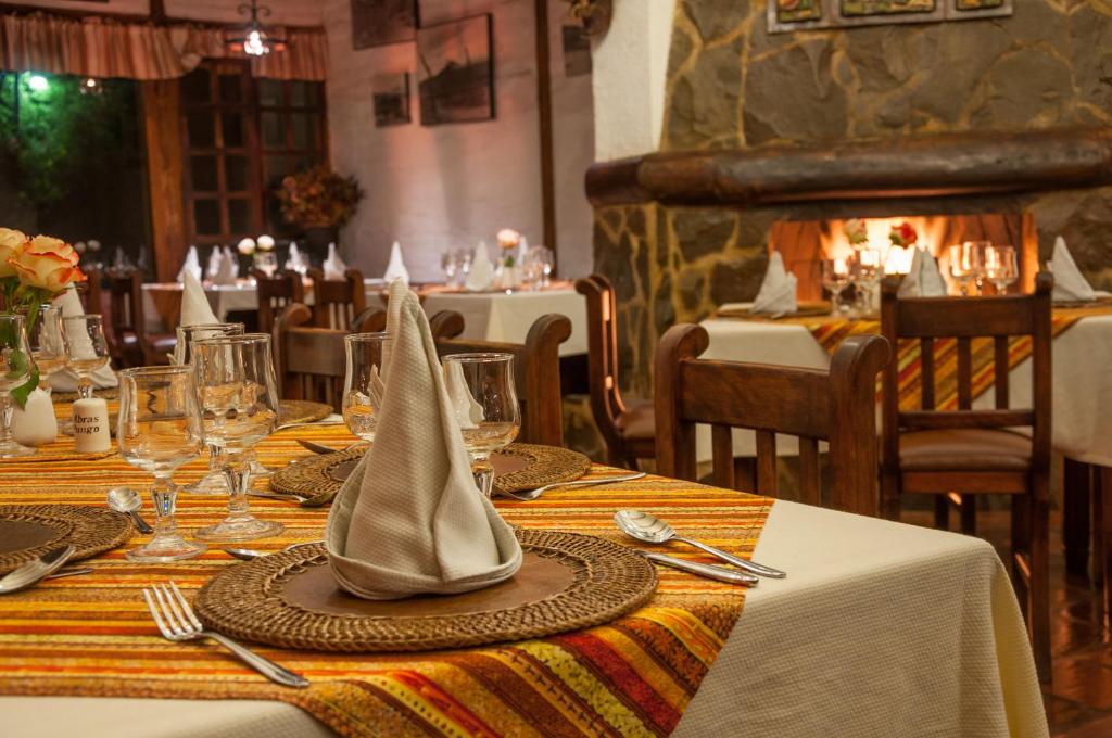 Restaurace v ubytování Hotel Hacienda Abraspungo
