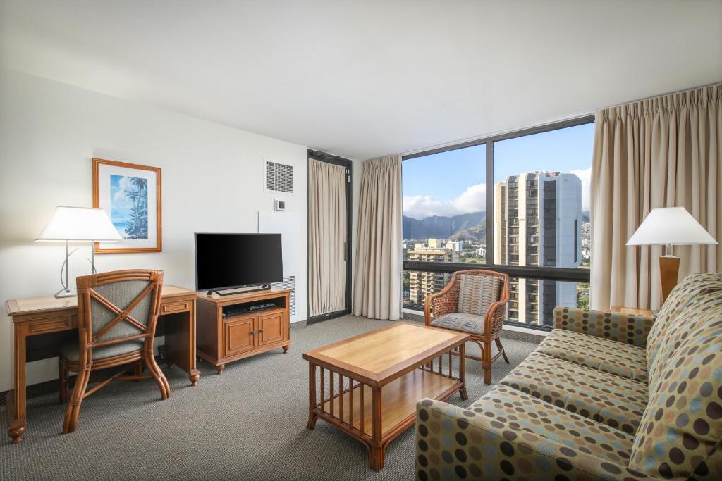 Aston Waikiki Sunset - 