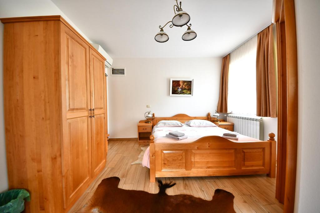 Postel nebo postele na pokoji v ubytování Farm Stay Peternelj