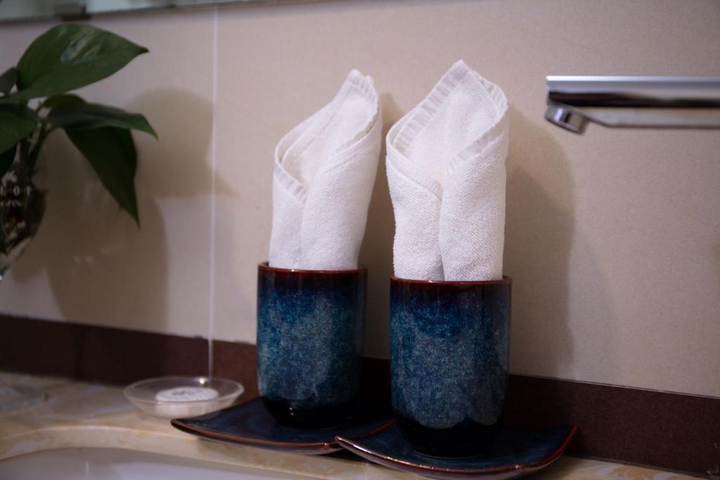 Liberty Hall Tam Coc Hotel & Villa - 10