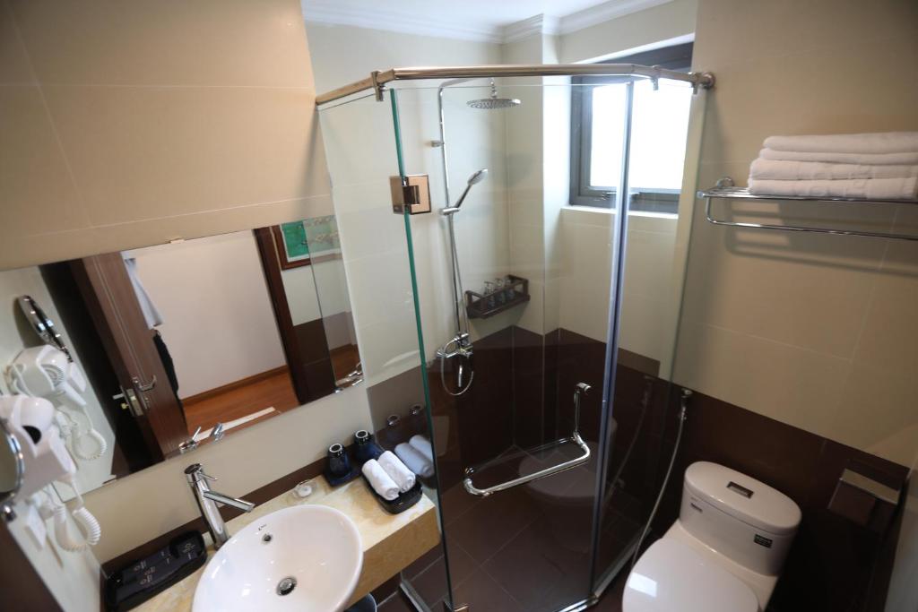 Liberty Hall Tam Coc Hotel & Villa - 7