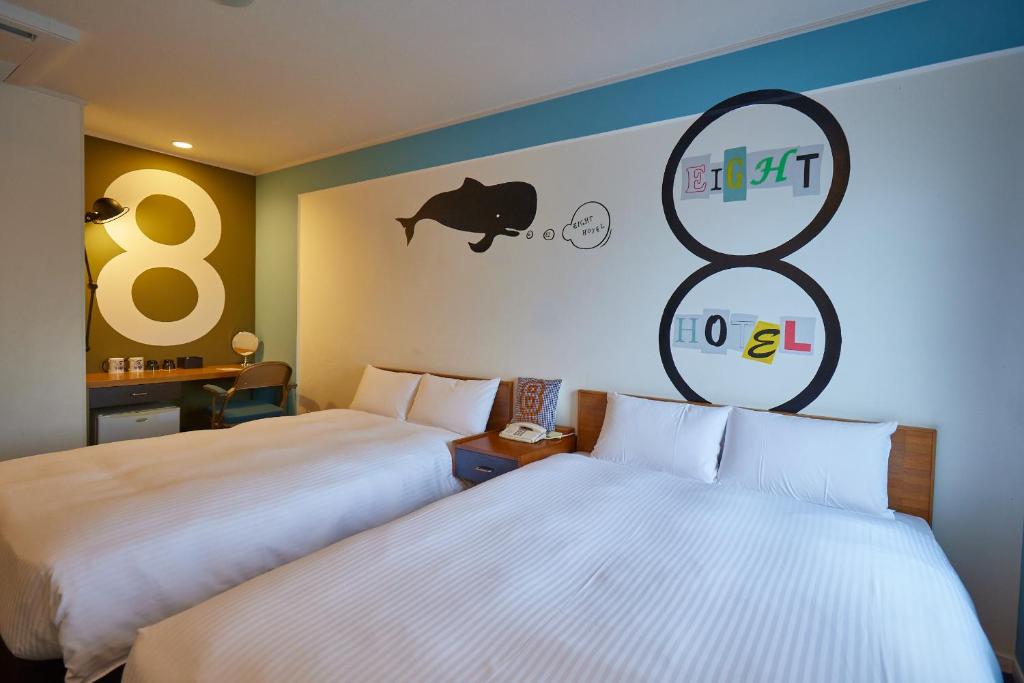 Postel nebo postele na pokoji v ubytování 8 Hotel Shonan Fujisawa