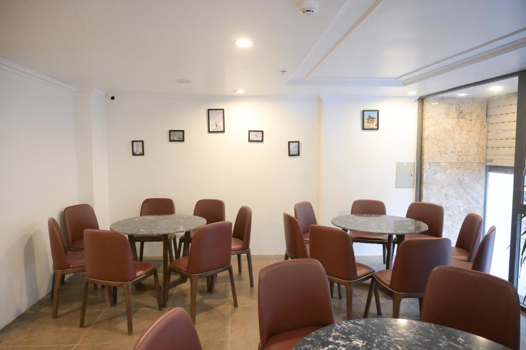 Posezení v ubytování Mercy Hotel