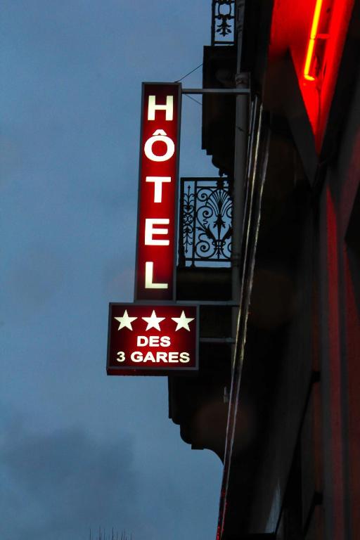 Hôtel Des Trois Gares - Resim 19