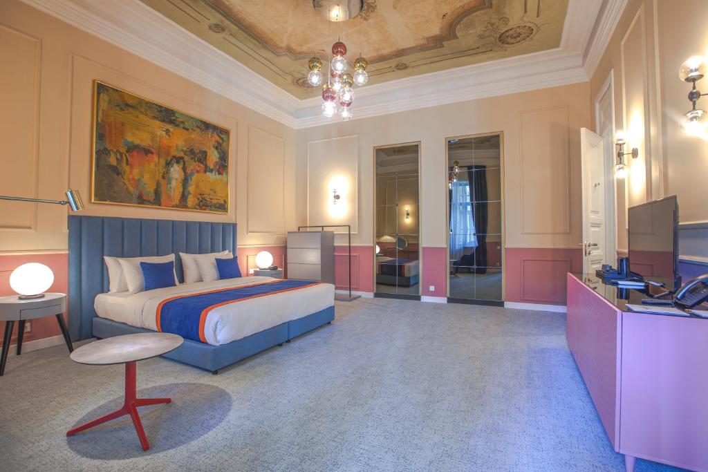 Posezení v ubytování Heritage Hotel and Suites